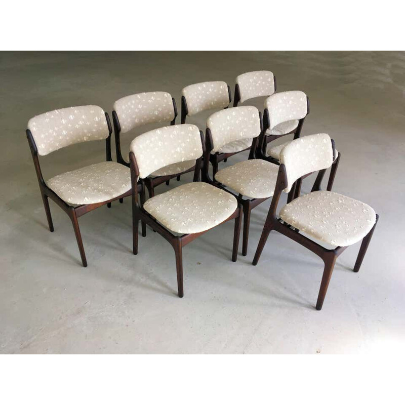 Lot de 8 chaises vintage en chêne tanné par Erik Buch 1960
