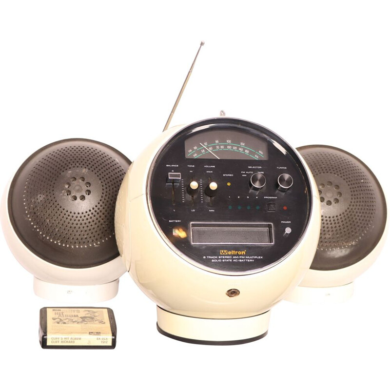 Radio Space Ball vintage et lecteur de cassettes 8 pistes avec  haut-parleurs assortis par Weltron,