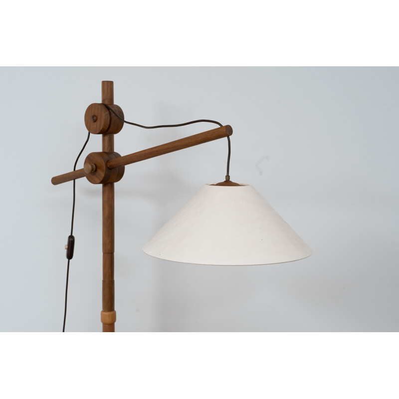 Vintage-Stehlampe aus Holz