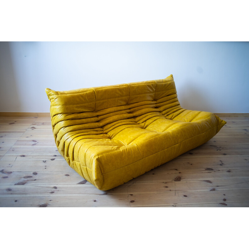 Vintage leather sofa Togo by Michel Ducaroy for Ligne Roset