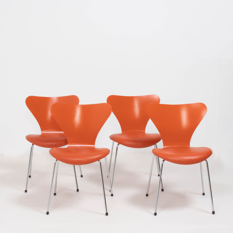 Set van 4 vintage oranje leren stoelen van Arne Jacobsen voor Fritz Hansen,  1955