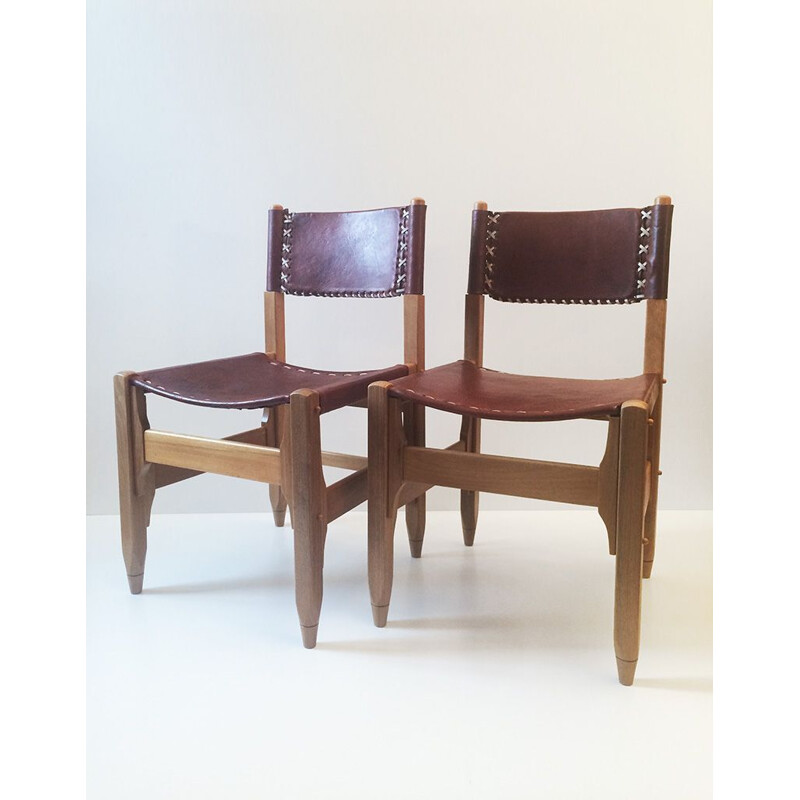 Paire de chaises brésiliennes vintage en bois et cuir, 1950