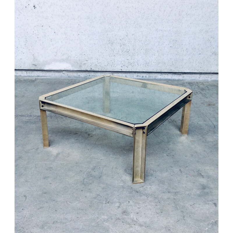 Table basse vintage carrée en laiton et verre par Peter Ghyczy, 1970