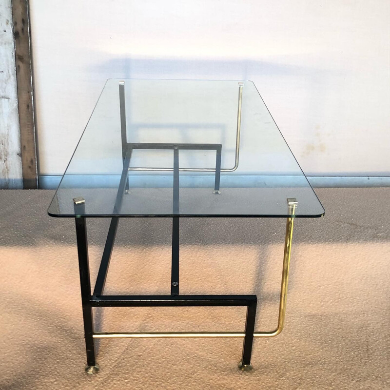 Table basse vintage moderniste asymétrique en laiton et tube carré, 1950