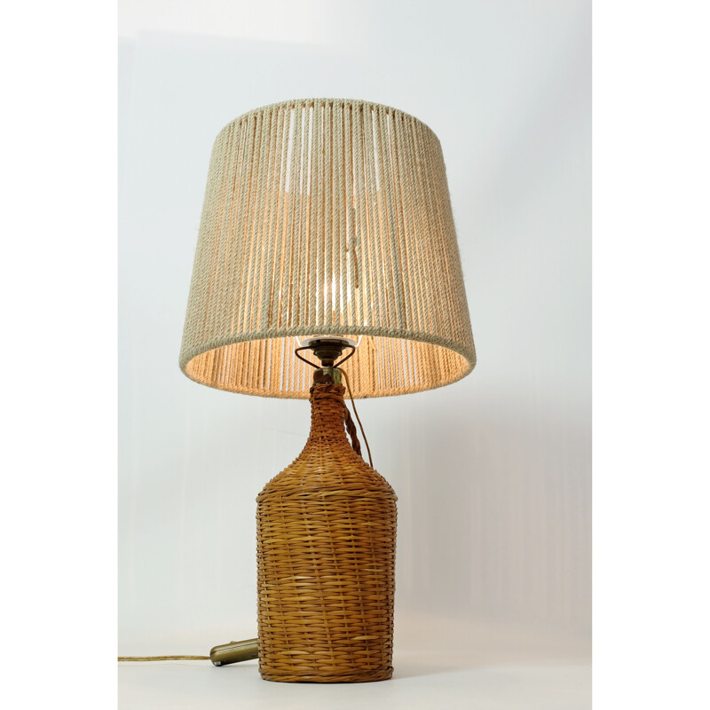 table lamp with wicker shade