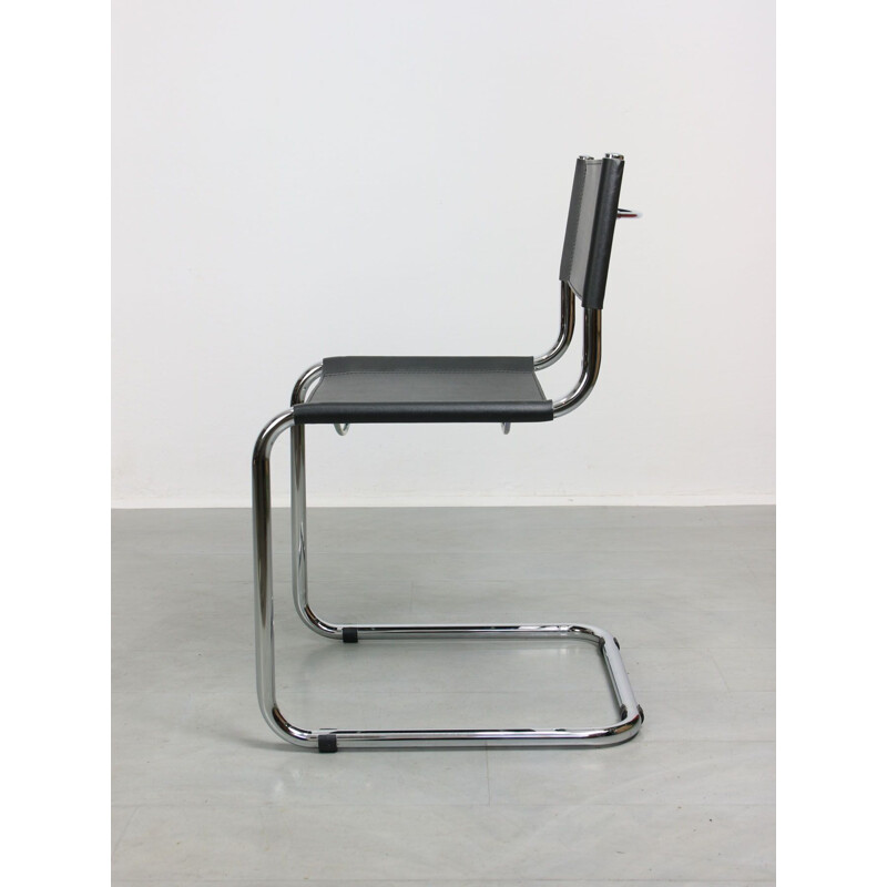 Vintage Bauhaus stoel in zwart leer van Mart Stam, Italië