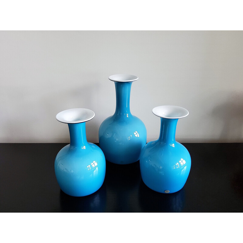 Ensemble de 3 vases carnaby vintage en verre bleu opale de Per Lütken pour  Holmegaard, Danemark
