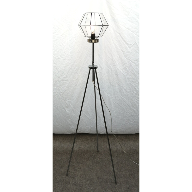 Vintage tripod floor lamp and octagonal Kaoyi glass globe for Glashütte  Limburg