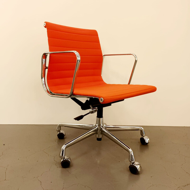 Ea117 cadeira de escritório vintage de Ray e Charles Eames para Vitra, 1958