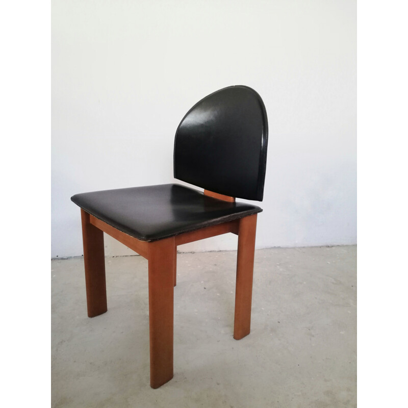 Ensemble de 4 chaises sculpturales vintage en cuir et bois massif par Mobil  Girgi, 1970-1980