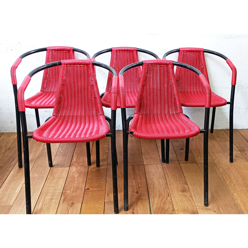 Vintage red garden chair by Go In