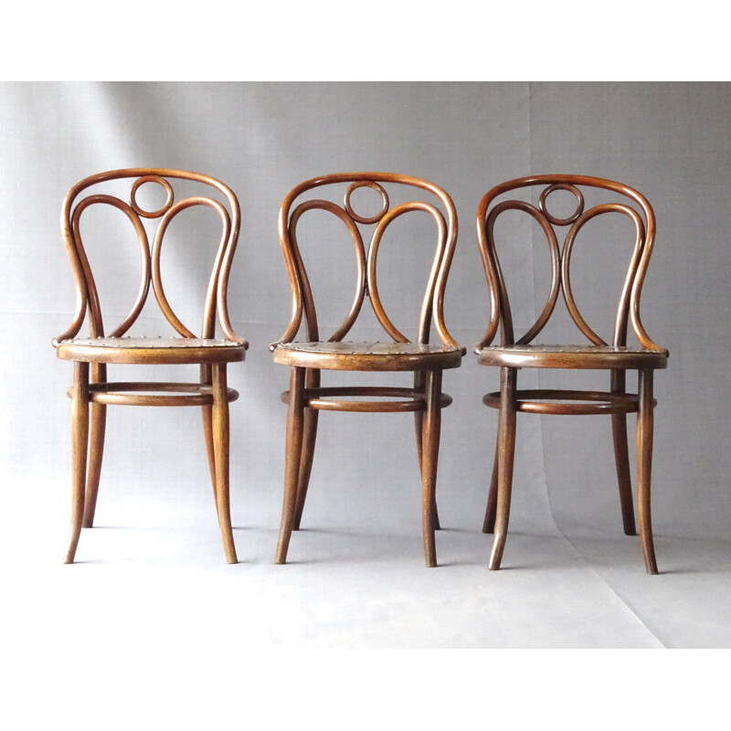 Lot de 3 chaises vintage en bois N 19 par Thonet, 1900