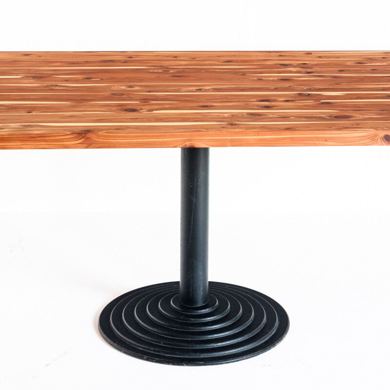 Tavolo vintage in legno massiccio di cipresso con gamba centrale