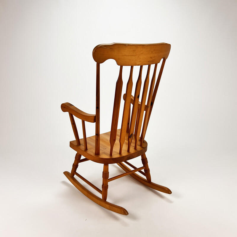 Vintage grenen schommelstoel, Zweden 1950