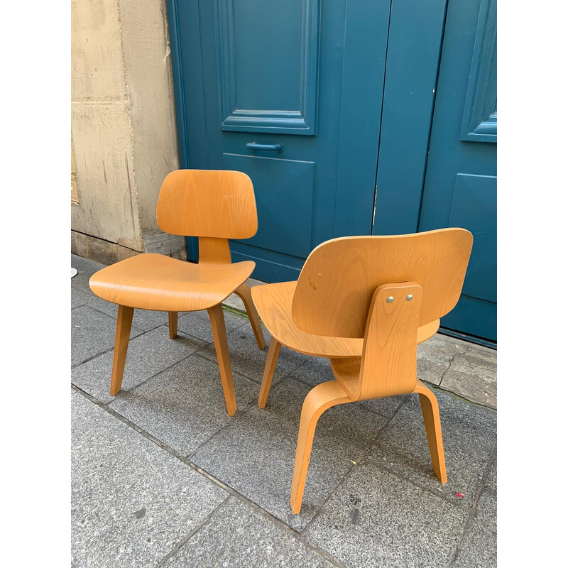 Vintage houten stoel van Charles Eames voor Vitra