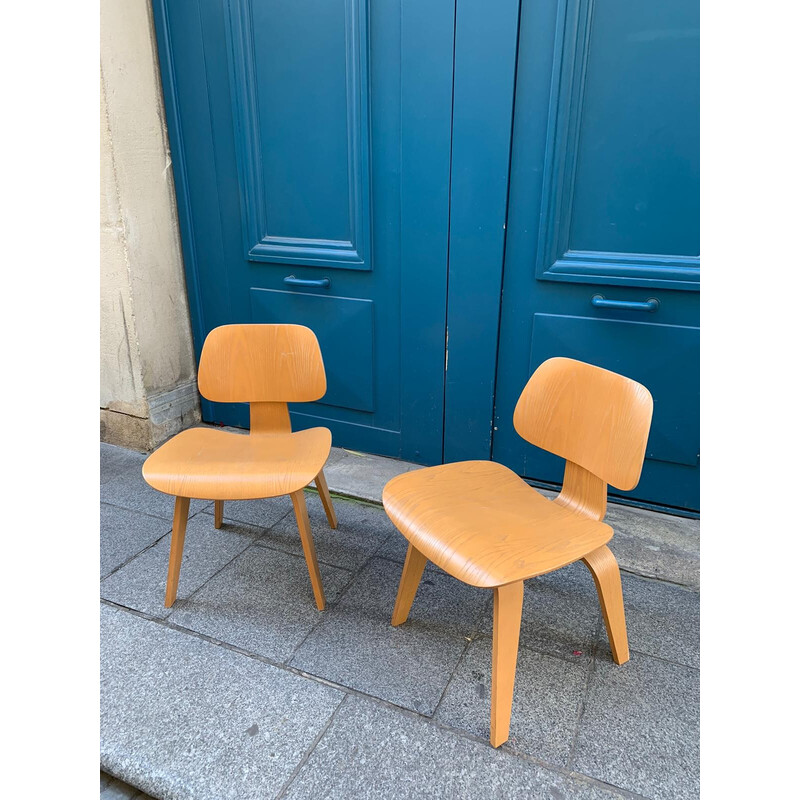 Chaise vintage en bois par Charles Eames pour Vitra