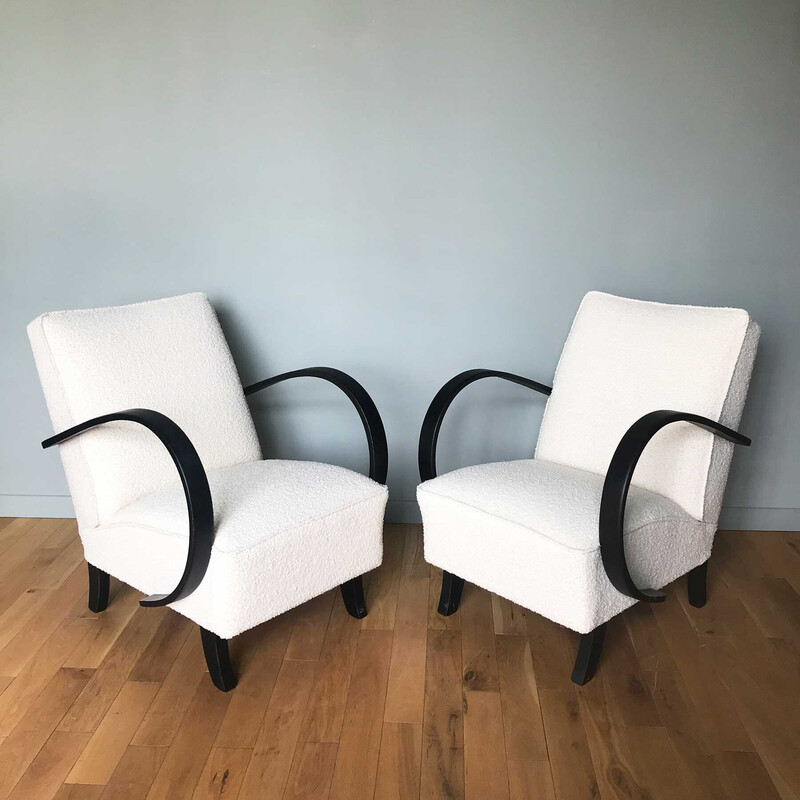 Paire de fauteuils vintage blanc en bois et tissu bouclette