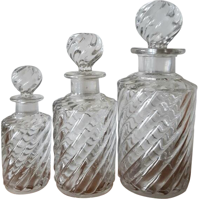 Set di 3 bottiglie di cristallo Baccarat d'epoca, modello Bambou, 1910