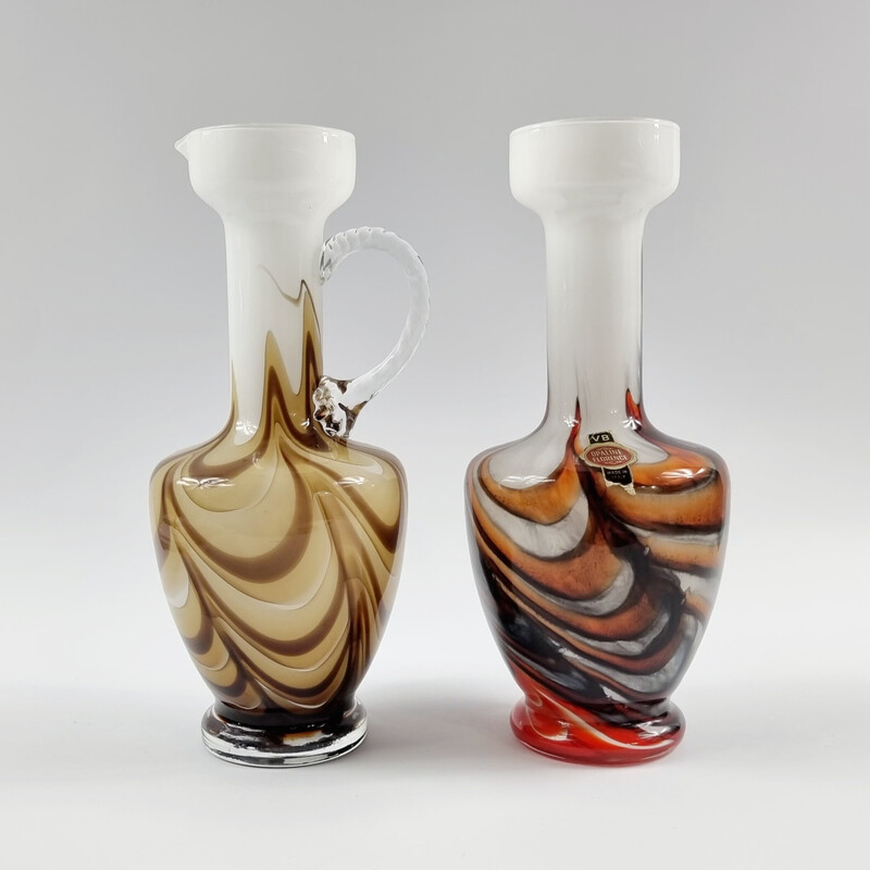 Paar vintage pop-art vazen in Opaline glas Florence, Italië 1970