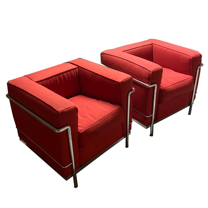Paar Vintage-Sessel Lc2 aus Metall und rotem Stoff von Le Corbusier für  Cassina