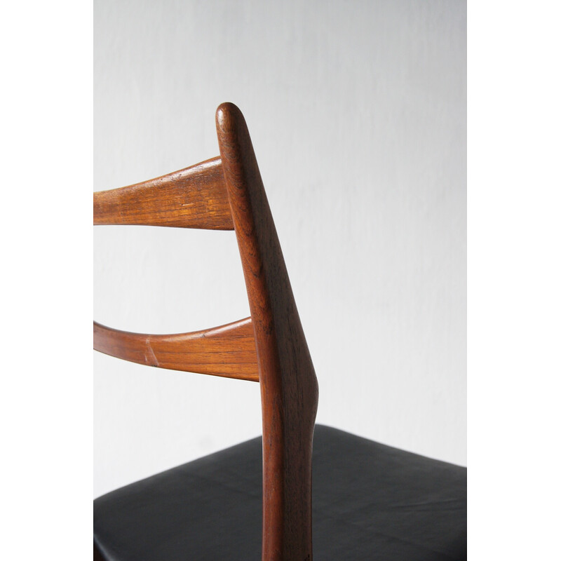 Vintage teak chair by Habeo