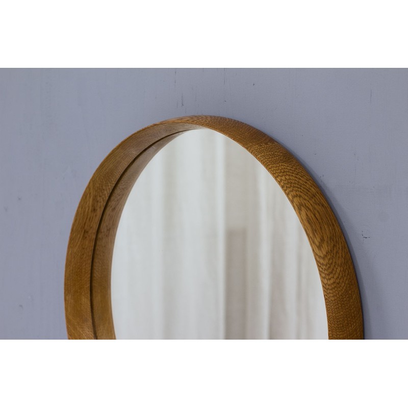 Espelho de parede de madeira de carvalho escandinavo de Uno e Östen  Kristiansson para Luxus, Suécia