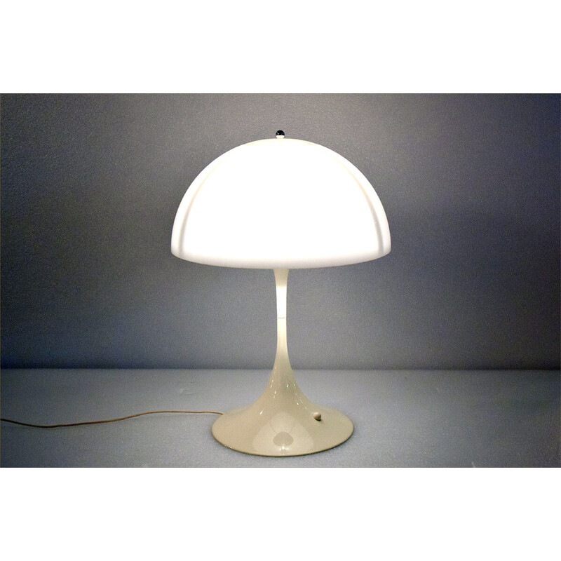 Louis Poulsen Panthella Table lamp