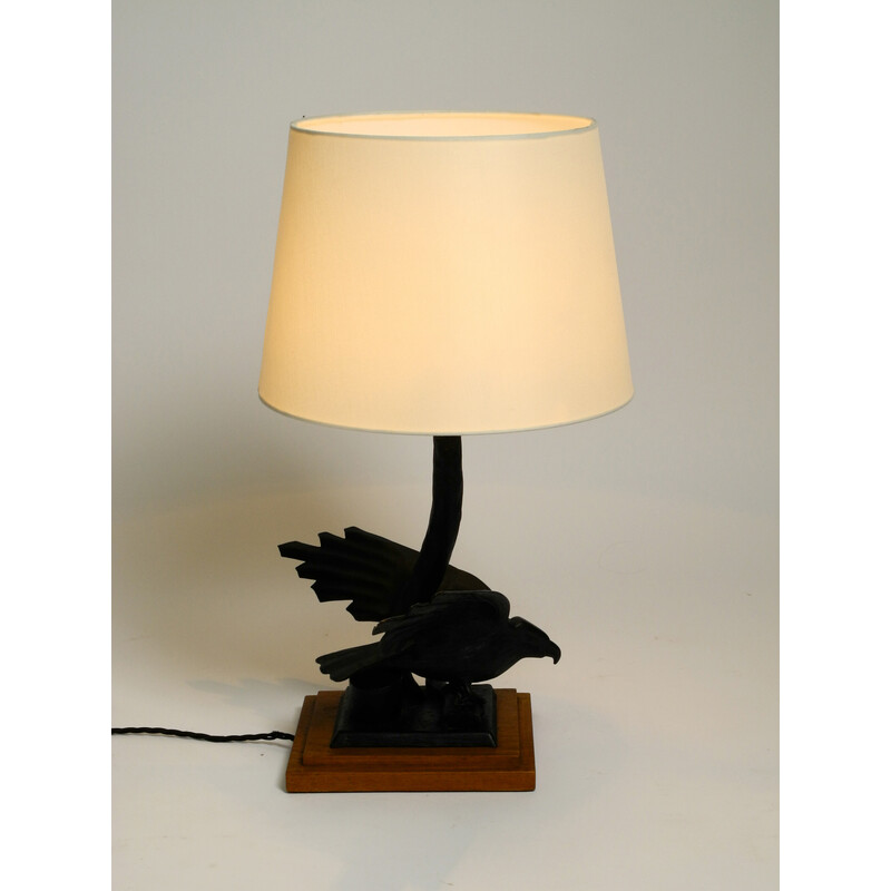 Lámpara de sobremesa vintage de hierro en forma de águila con base de  madera de teca,