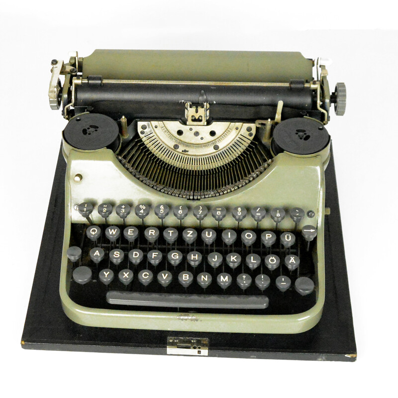 Alte Schreibmaschine Mercedes K-45, Deutschland 1950er Jahre