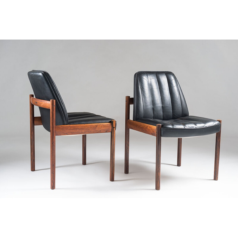 Pareja de sillas de palisandro y cuero de Sven Ivar Dysthe - 1960