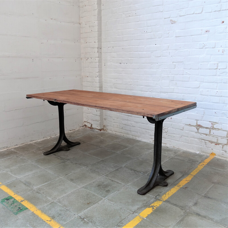 Table industrielle vintage en bois