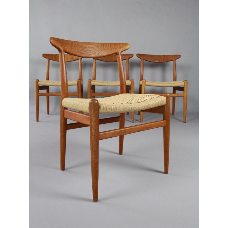 Set of 4 vintage solid oakwood dinning chairs model W2 by Hans J Wegner for  Cm