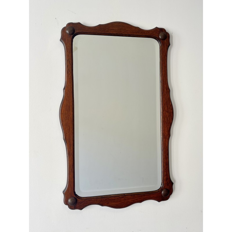 land zout vasthoudend Vintage spiegel met massief houten lijst en afgeschuind glas.