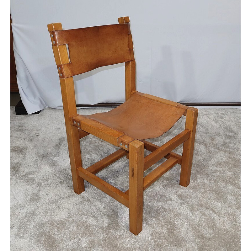 Ensemble de 4 chaises vintage en orme massif et cuir de la Maison Regain,  1960