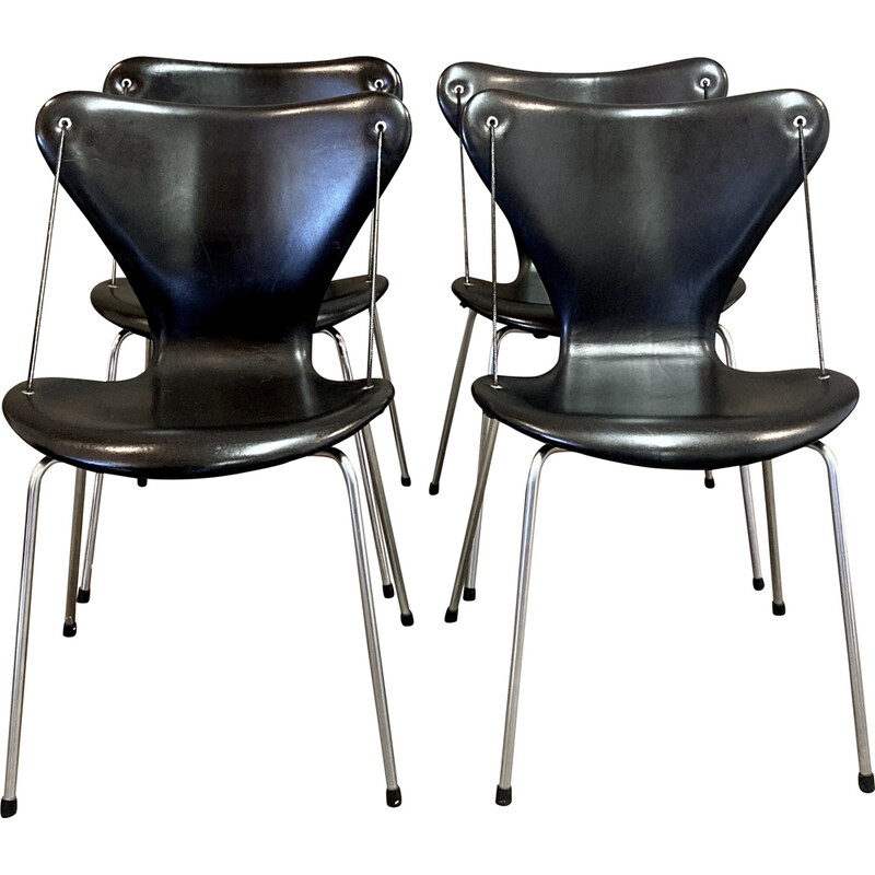 Set of 4 vintage leather and metal chairs by Arne for Fritz Hansen, 1960