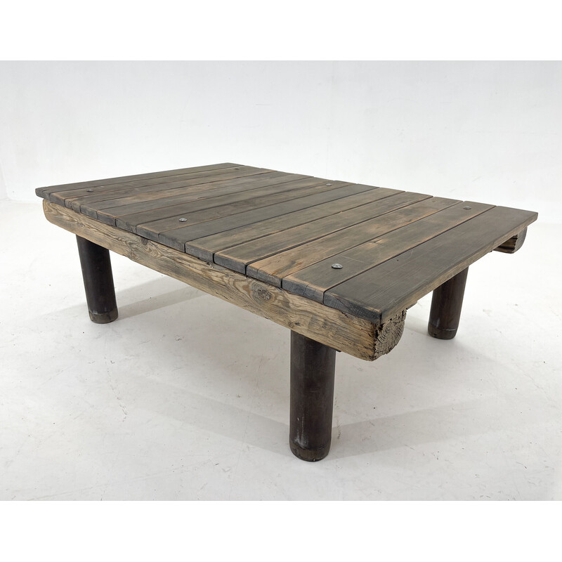 Table basse industrielle vintage en bois et fer, 1950