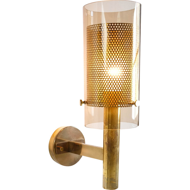 Vintage wall lamp model V-147 in brass and glass by Hans-Agne Jakobsson for  Ab