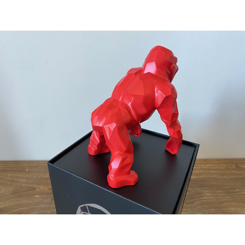 Sculpture vintage Kong Origin rouge mat de Richard Orlinski, 2023