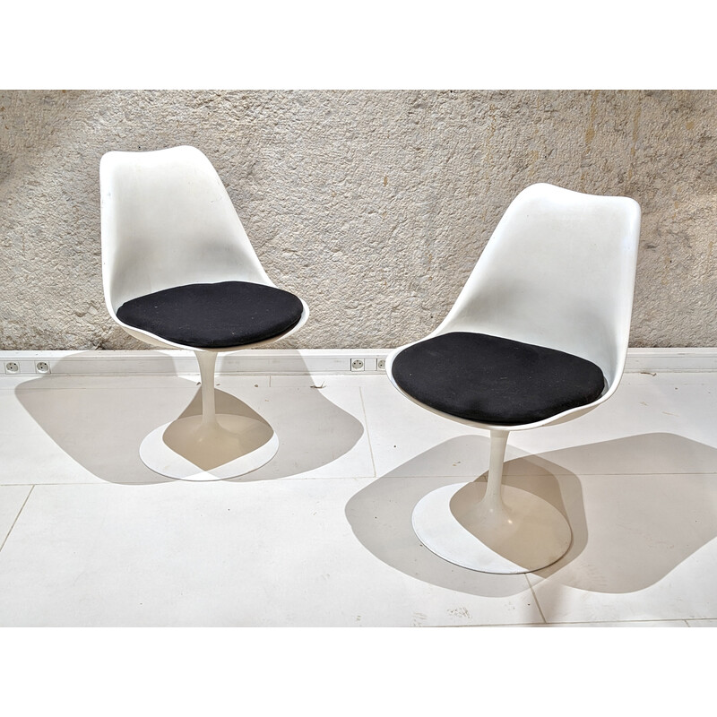 Paire de chaises vintage "tulip" par Eero Saarinen pour Knoll, 2000