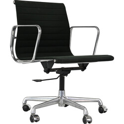 Ea117 cadeira de escritório giratória vintage de Charles Eames para a  Herman Miller