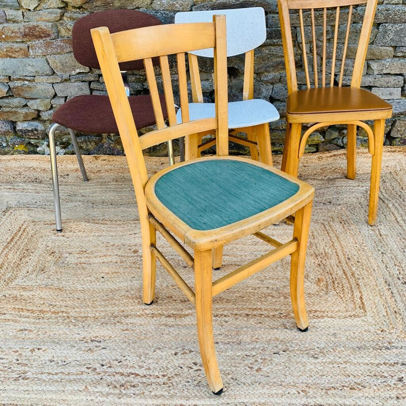 Set aus 4 ungleichen Vintage-Stühlen aus Holz und Metall