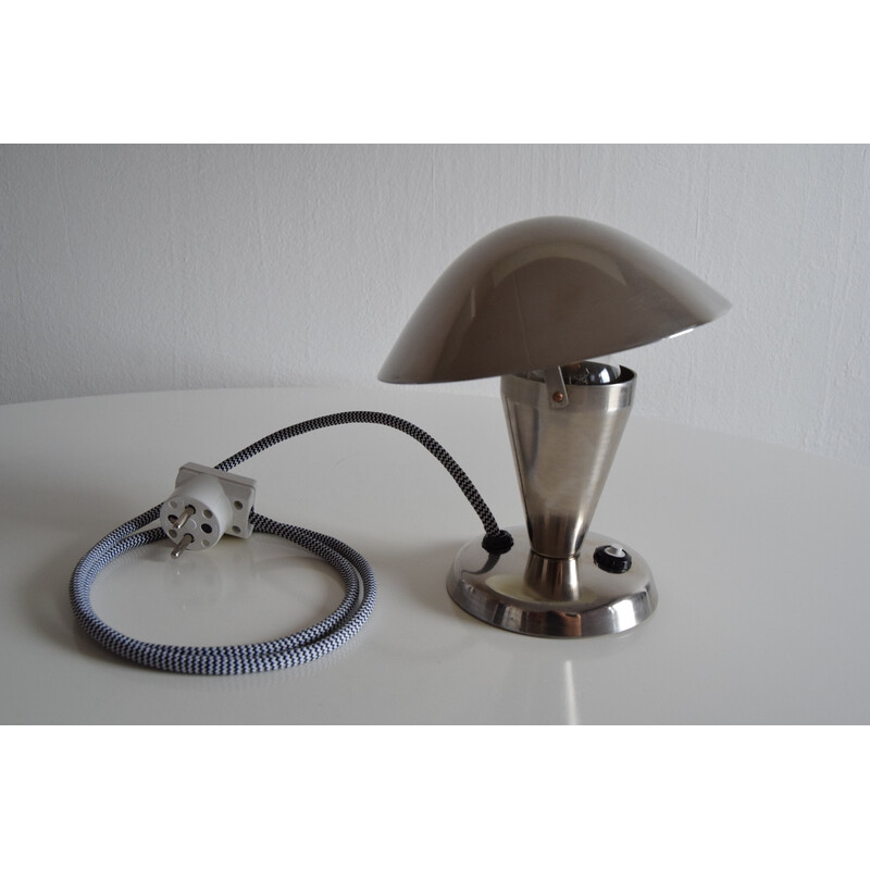 lampada da tavolo vintage in cromo e plastica, Cecoslovacchia 1930
