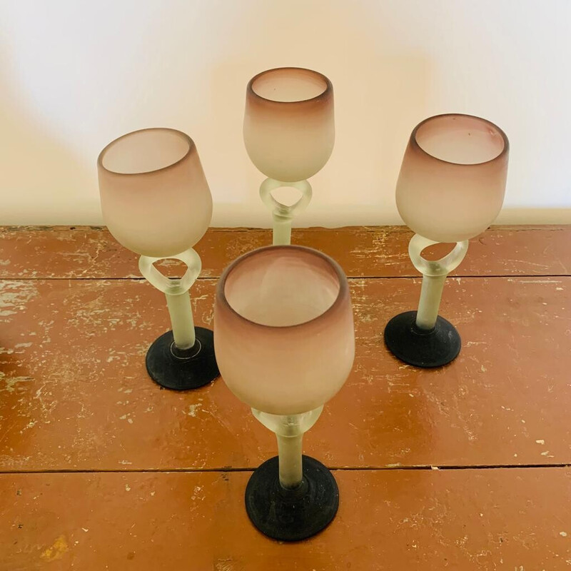 Set di 4 bicchieri vintage con stelo in pâte de verre e 1 caraffa