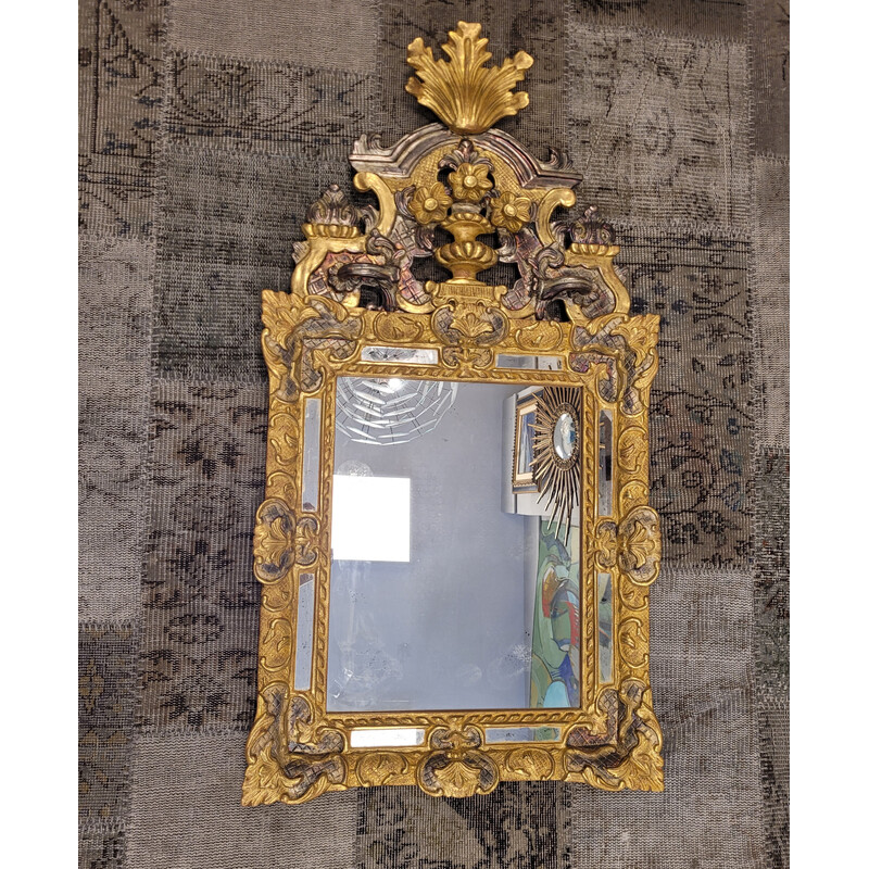 Miroir vintage "Miroir Louis XIV" en bois sculpté et doré, France