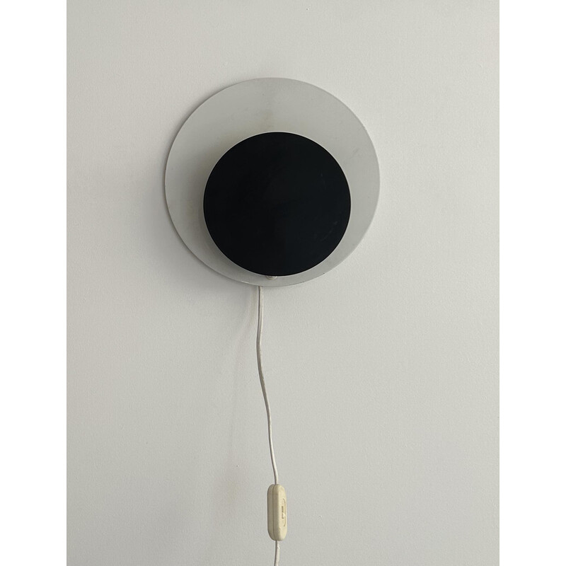 Vintage "Cirkle" wall lamp in black and white lacquered metal, Denmark 1970