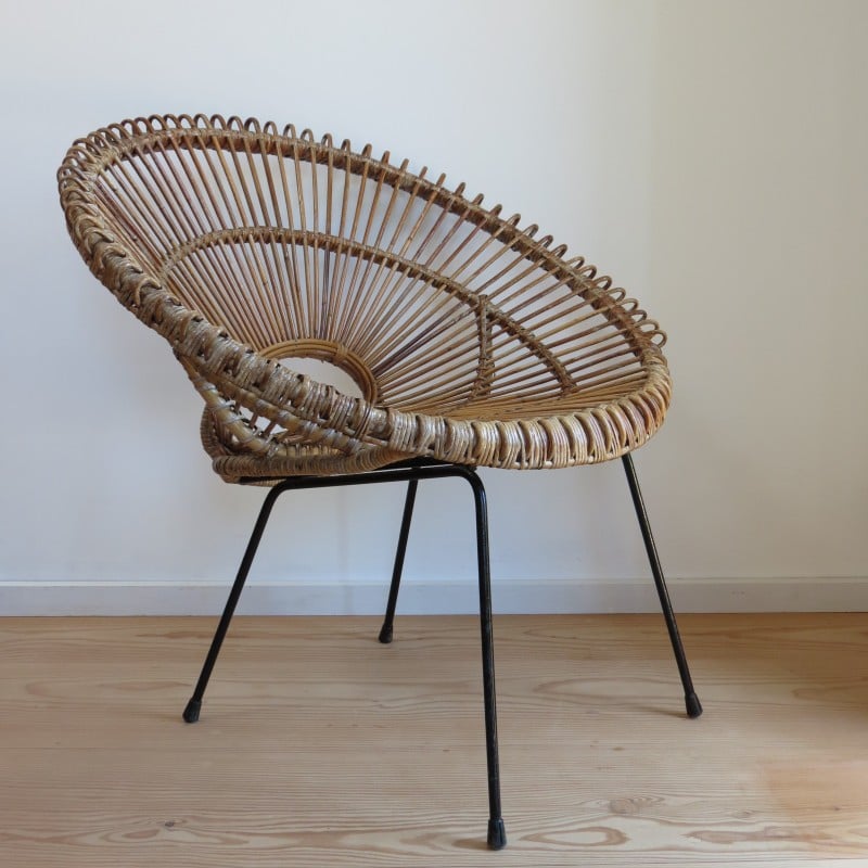 Old discount rattan chair