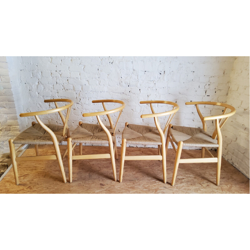 Lot de 4 chaises à repas vintage CH24 Wishbone en chêne par Hans Wegner  pour Carl