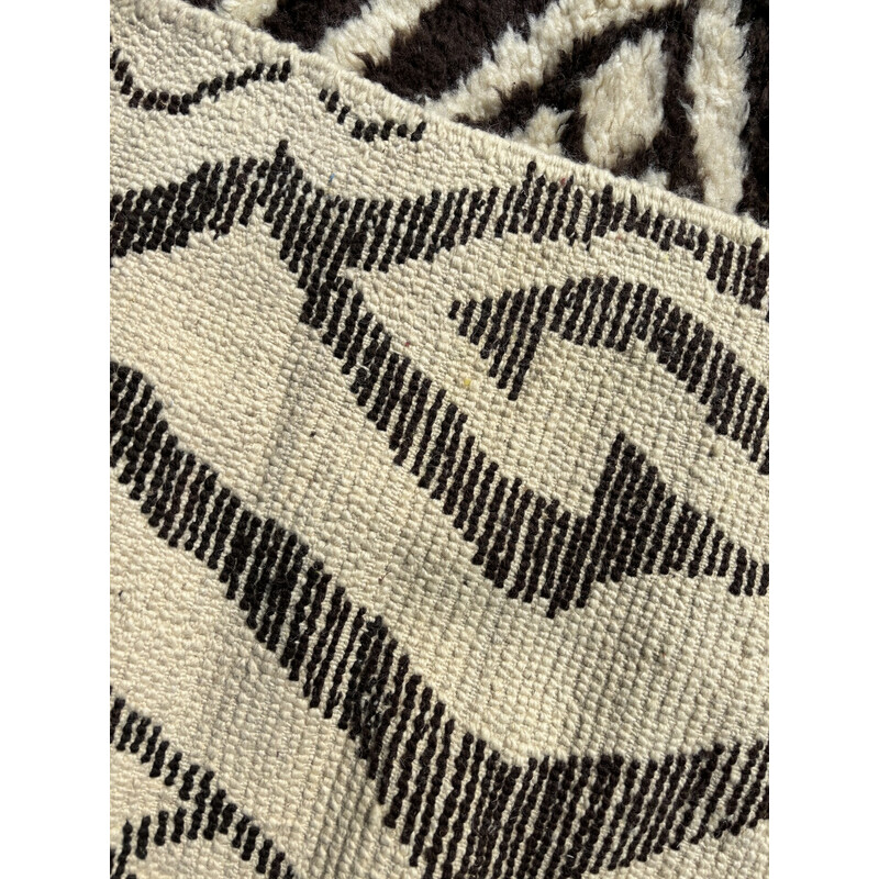 Vintage Beni Ouarain rug in sheep's wool