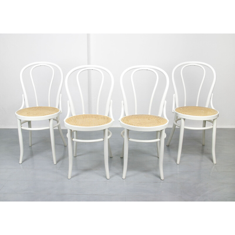 Set van 4 vintage witte No. 18 model stoelen van Michael Thonet