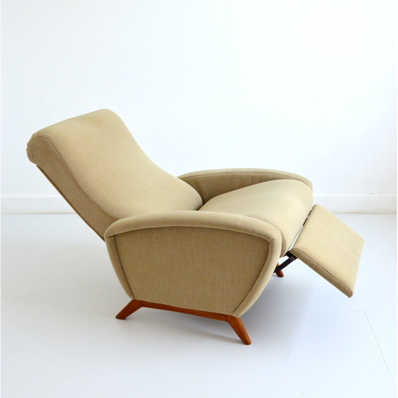 Vintage relaxed armchair, 1960